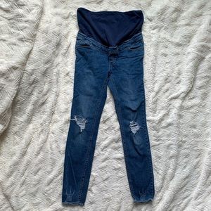 LIKE NEW distressed maternity jeans